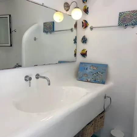 بيت للعطل Village Pool *