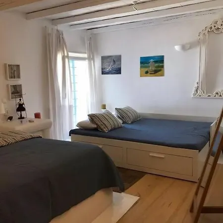 Semesterbostad Village Pool Agrari (Mykonos)