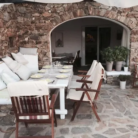 Village Pool Semesterbostad Agrari (Mykonos)